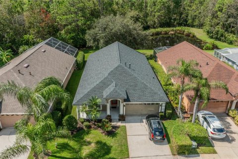 Villa ou maison à vendre à Tampa, Floride: 4 chambres, 195.84 m2 № 1387087 - photo 3