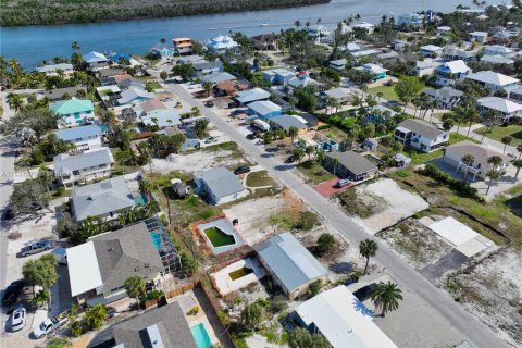 Land in Fort Myers, Florida № 1332970 - photo 10