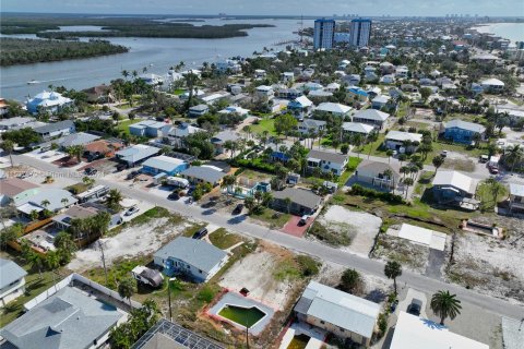 Terreno en venta en Fort Myers, Florida № 1332970 - foto 14