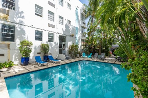 Condominio en venta en Miami Beach, Florida, 1 dormitorio, 49.89 m2 № 1378639 - foto 20