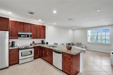 Townhouse in Delray Beach, Florida 3 bedrooms, 172.8 sq.m. № 965285 - photo 9