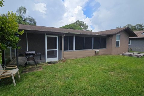 Casa en venta en Palm Harbor, Florida, 2 dormitorios, 119.84 m2 № 1351486 - foto 4