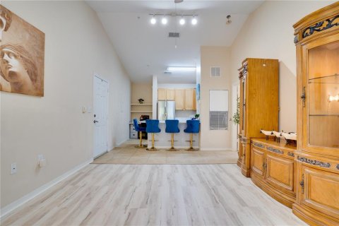 Condo in Tampa, Florida, 1 bedroom  № 1351550 - photo 6