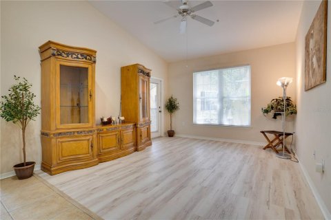 Condo in Tampa, Florida, 1 bedroom  № 1351550 - photo 3