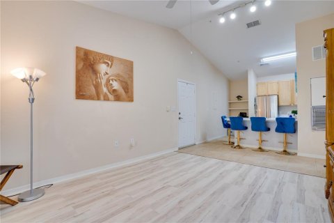 Copropriété à vendre à Tampa, Floride: 1 chambre, 68.75 m2 № 1351550 - photo 5