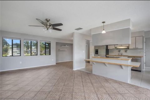 Casa en alquiler en Sarasota, Florida, 3 dormitorios, 122.35 m2 № 1351521 - foto 5