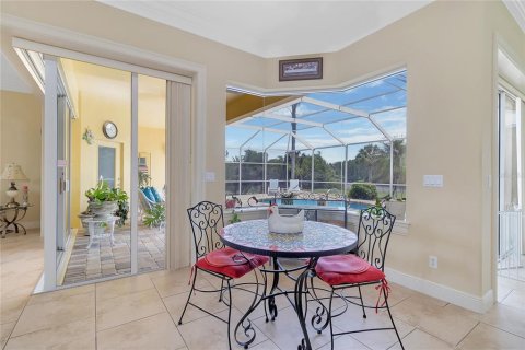 Villa ou maison à vendre à North Port, Floride: 3 chambres, 240.8 m2 № 252689 - photo 11