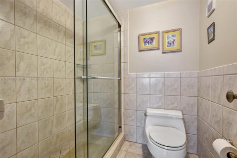 Copropriété à vendre à Hallandale Beach, Floride: 2 chambres, 116.13 m2 № 1315627 - photo 20