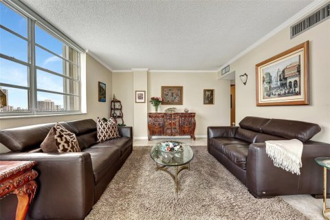 Copropriété à vendre à Hallandale Beach, Floride: 2 chambres, 116.13 m2 № 1315627 - photo 14