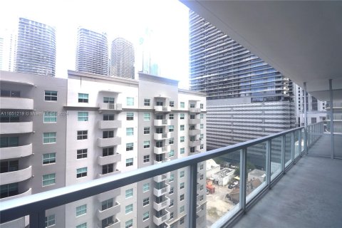 Condominio en venta en Miami, Florida, 1 dormitorio, 64.38 m2 № 1333333 - foto 5