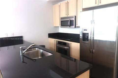 Condominio en venta en Miami, Florida, 1 dormitorio, 64.38 m2 № 1333333 - foto 28