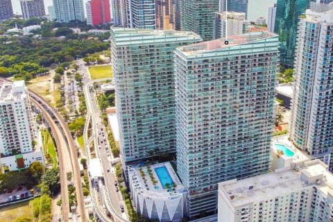 Condominio en venta en Miami, Florida, 1 dormitorio, 64.38 m2 № 1333333 - foto 11