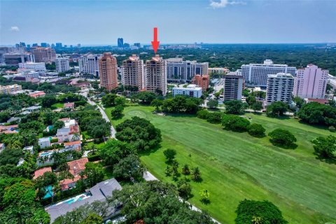 Condominio en venta en Coral Gables, Florida, 3 dormitorios, 181.35 m2 № 1332629 - foto 29