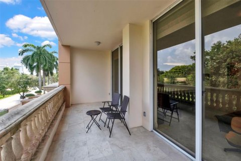 Condominio en venta en Coral Gables, Florida, 3 dormitorios, 181.35 m2 № 1332629 - foto 19