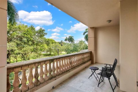 Condominio en venta en Coral Gables, Florida, 3 dormitorios, 181.35 m2 № 1332629 - foto 17