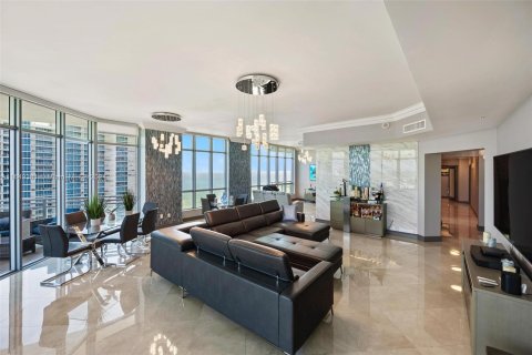 Copropriété à vendre à Hollywood, Floride: 3 chambres, 265.42 m2 № 1332667 - photo 17