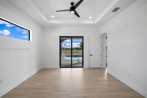 Casa en venta en Cape Coral, Florida, 4 dormitorios, 186.64 m2 № 1000198 - foto 17