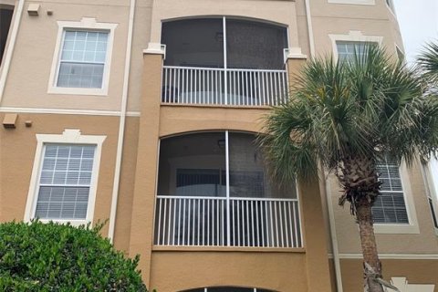 Condominio en venta en Orlando, Florida, 3 dormitorios, 115.85 m2 № 915503 - foto 1
