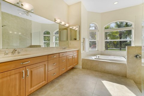 House in Jupiter, Florida 4 bedrooms, 315.77 sq.m. № 925606 - photo 19