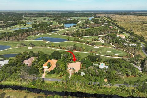 Villa ou maison à vendre à Jupiter, Floride: 4 chambres, 315.77 m2 № 925606 - photo 2