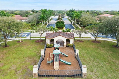 Villa ou maison à vendre à Cooper City, Floride: 4 chambres, 230.4 m2 № 983153 - photo 26