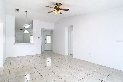 Villa ou maison à vendre à Kissimmee, Floride: 3 chambres, 113.81 m2 № 1354406 - photo 14