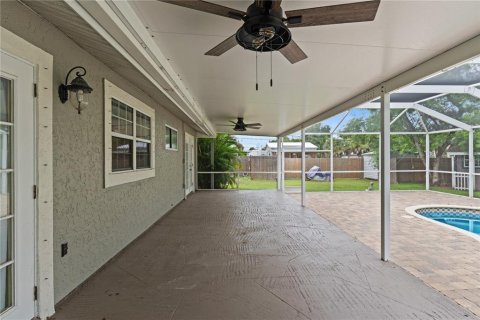 Villa ou maison à vendre à Port Charlotte, Floride: 2 chambres, 83.61 m2 № 1359736 - photo 11