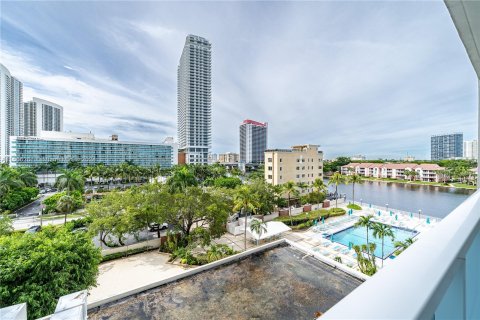 Copropriété à vendre à Hollywood, Floride: 1 chambre, 83.61 m2 № 1104295 - photo 28