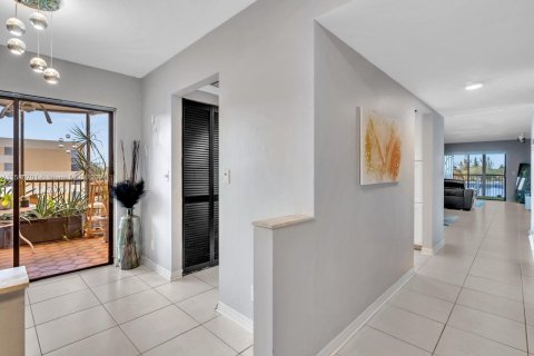 Condominio en venta en Lauderhill, Florida, 2 dormitorios, 111.48 m2 № 1173814 - foto 2