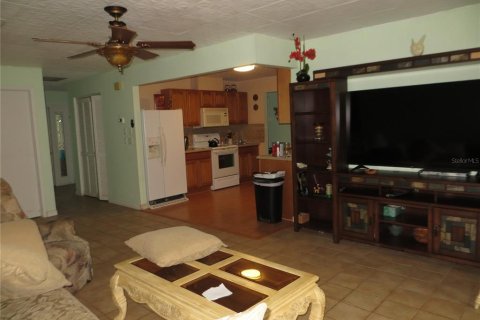 House in Port Charlotte, Florida 3 bedrooms, 174.19 sq.m. № 1302283 - photo 20