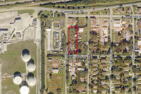 Commercial property in Tampa, Florida № 1360895 - photo 1