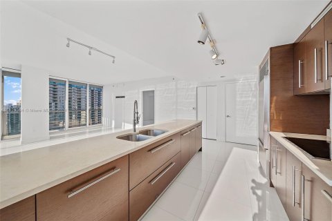 Copropriété à vendre à Miami, Floride: 2 chambres, 108.51 m2 № 1272154 - photo 3