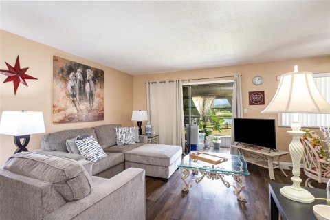 Condo in Ocala, Florida, 1 bedroom  № 1403626 - photo 5