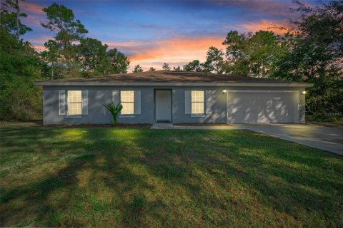 House in Ocala, Florida 4 bedrooms, 196.77 sq.m. № 1403664 - photo 1