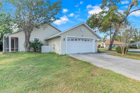 House in Ocala, Florida 3 bedrooms, 205.69 sq.m. № 1426147 - photo 11