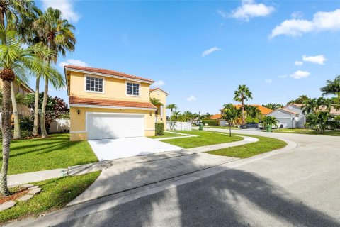 Villa ou maison à vendre à Pembroke Pines, Floride: 4 chambres, 205.87 m2 № 1386073 - photo 7