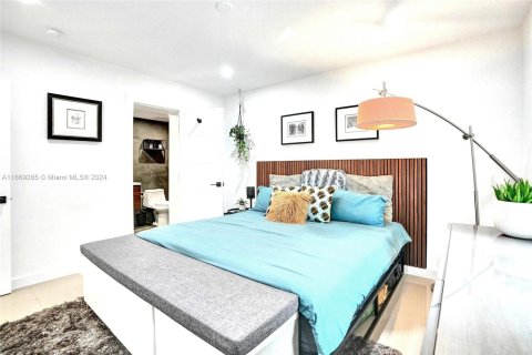 Casa en venta en Miami, Florida, 4 dormitorios, 157.75 m2 № 1386160 - foto 15