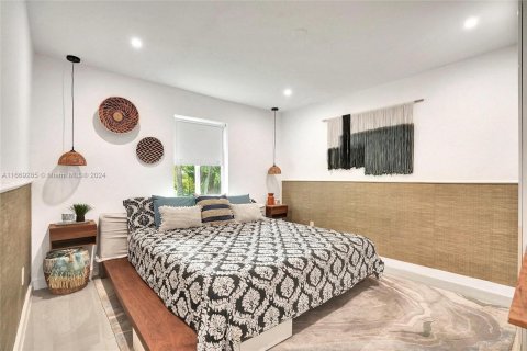 Casa en venta en Miami, Florida, 4 dormitorios, 157.75 m2 № 1386160 - foto 13