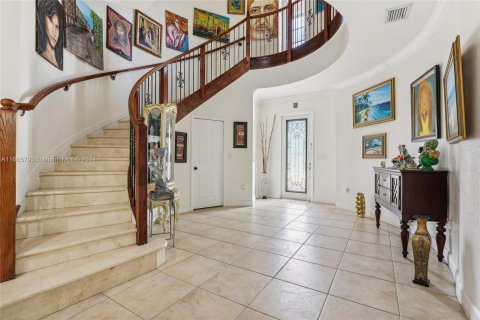 Villa ou maison à vendre à Miami, Floride: 5 chambres, 338.63 m2 № 1378818 - photo 13