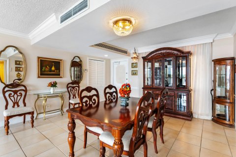 Condominio en venta en North Palm Beach, Florida, 2 dormitorios, 114.73 m2 № 741924 - foto 7