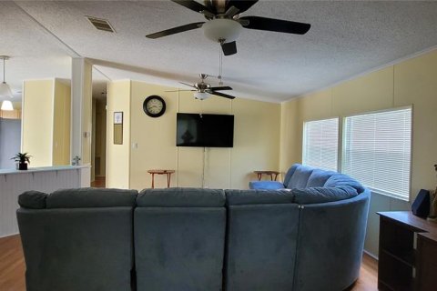 Apartment in Leesburg, Florida 2 bedrooms, 144.93 sq.m. № 417231 - photo 18