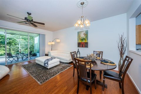 Adosado en venta en Wesley Chapel, Florida, 3 dormitorios, 147.53 m2 № 1315064 - foto 13