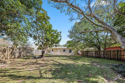 Villa ou maison à vendre à Fort Lauderdale, Floride: 2 chambres, 80.45 m2 № 987417 - photo 12