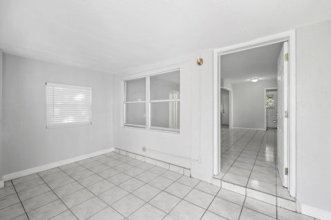 House in Fort Lauderdale, Florida 2 bedrooms, 80.45 sq.m. № 987417 - photo 10