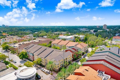 Condo in Tampa, Florida, 1 bedroom  № 1341575 - photo 30