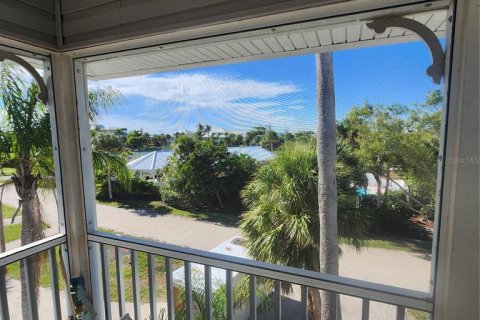 Condo in Placida, Florida, 2 bedrooms  № 865717 - photo 4