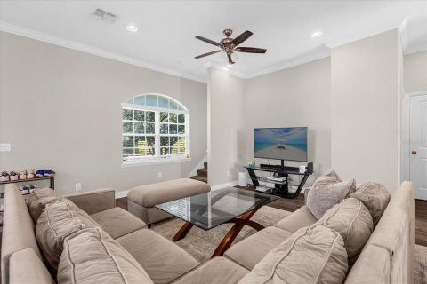Commercial property in Winter Park, Florida 18 bedrooms, 172.05 sq.m. № 1158175 - photo 8