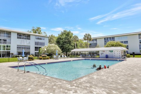 Copropriété à vendre à Coconut Creek, Floride: 2 chambres, 107.4 m2 № 1187318 - photo 14