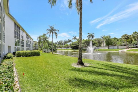 Copropriété à vendre à Coconut Creek, Floride: 2 chambres, 107.4 m2 № 1187318 - photo 18