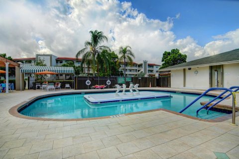 Copropriété à vendre à Coconut Creek, Floride: 2 chambres, 107.4 m2 № 1187318 - photo 12